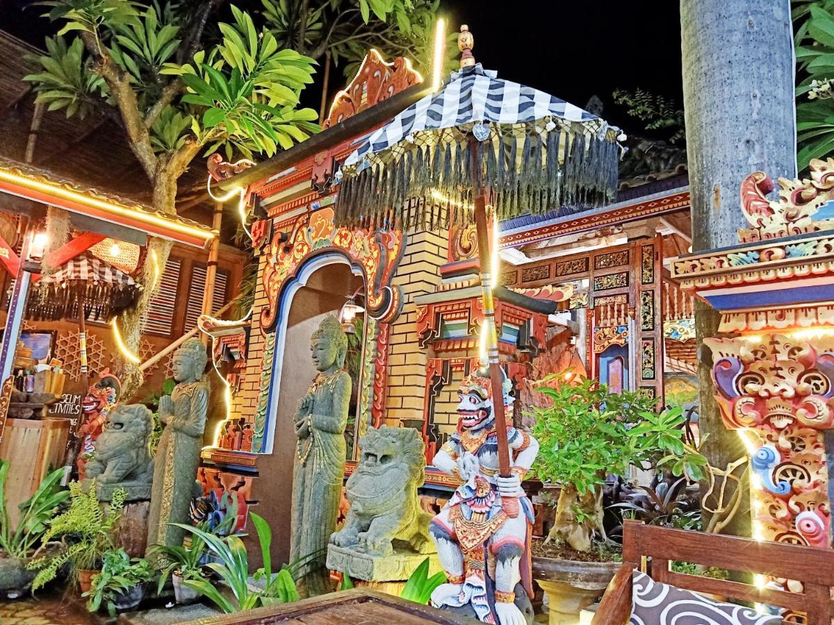 Binaria Museum Hotel Lovina  Luaran gambar