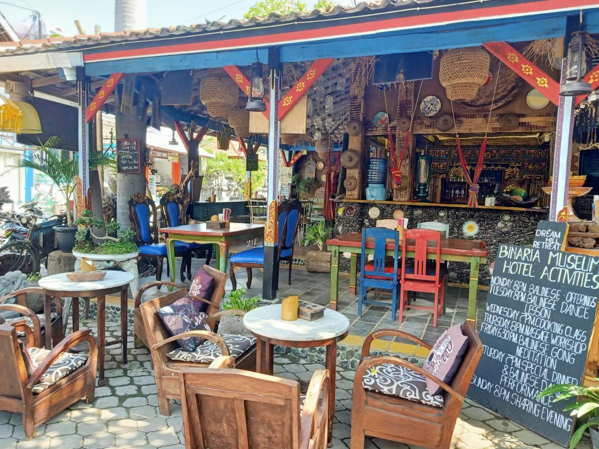 Binaria Museum Hotel Lovina  Luaran gambar