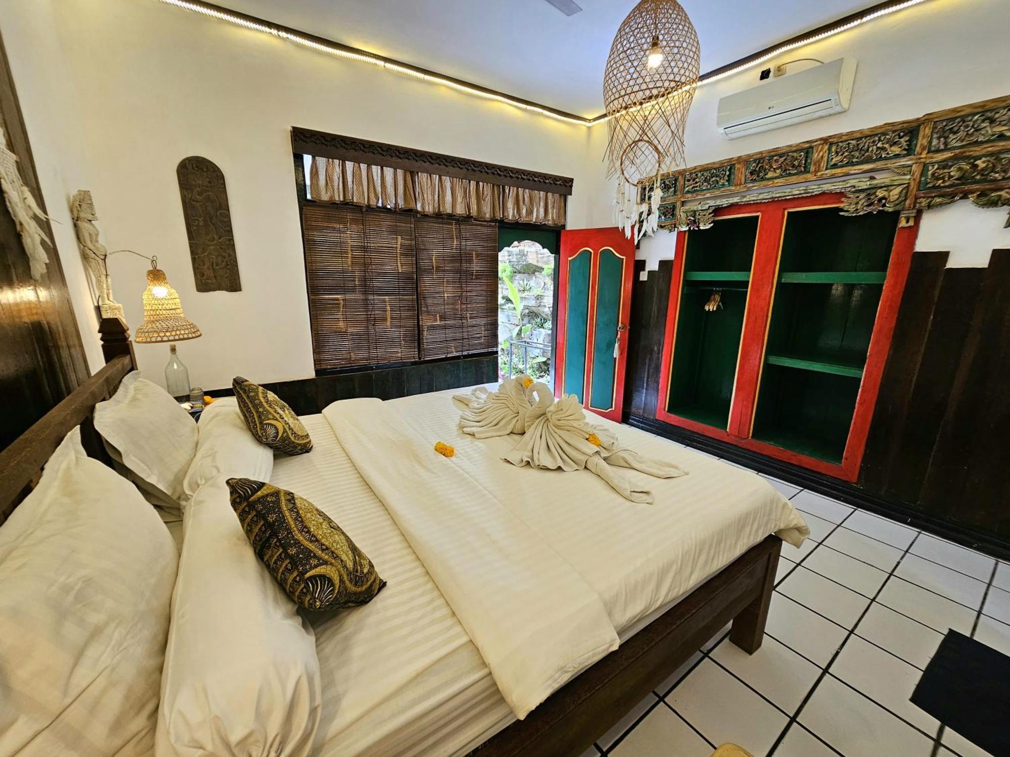 Binaria Museum Hotel Lovina  Luaran gambar