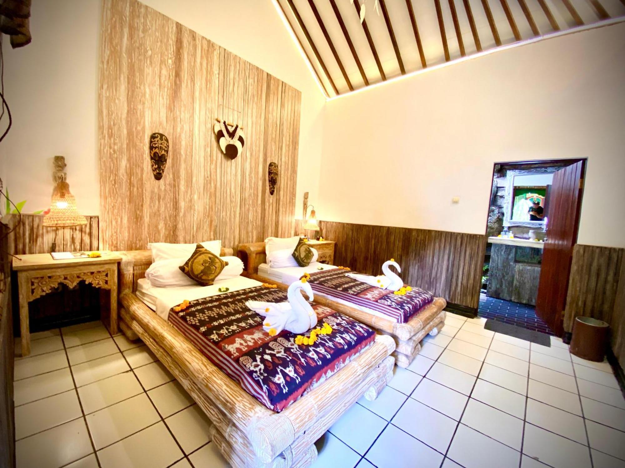 Binaria Museum Hotel Lovina  Luaran gambar