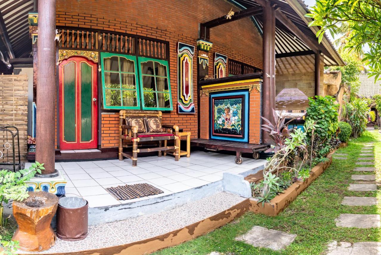 Binaria Museum Hotel Lovina  Luaran gambar