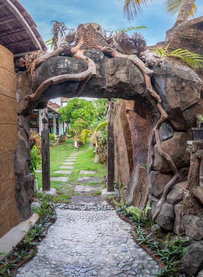 Binaria Museum Hotel Lovina  Luaran gambar