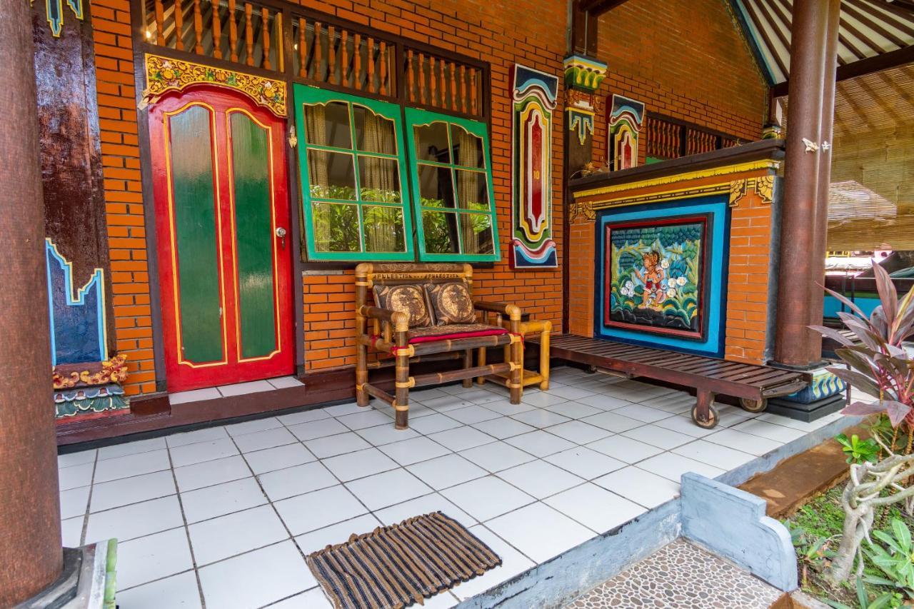 Binaria Museum Hotel Lovina  Luaran gambar