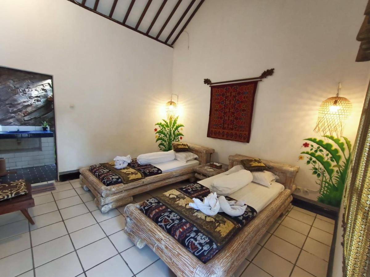 Binaria Museum Hotel Lovina  Luaran gambar