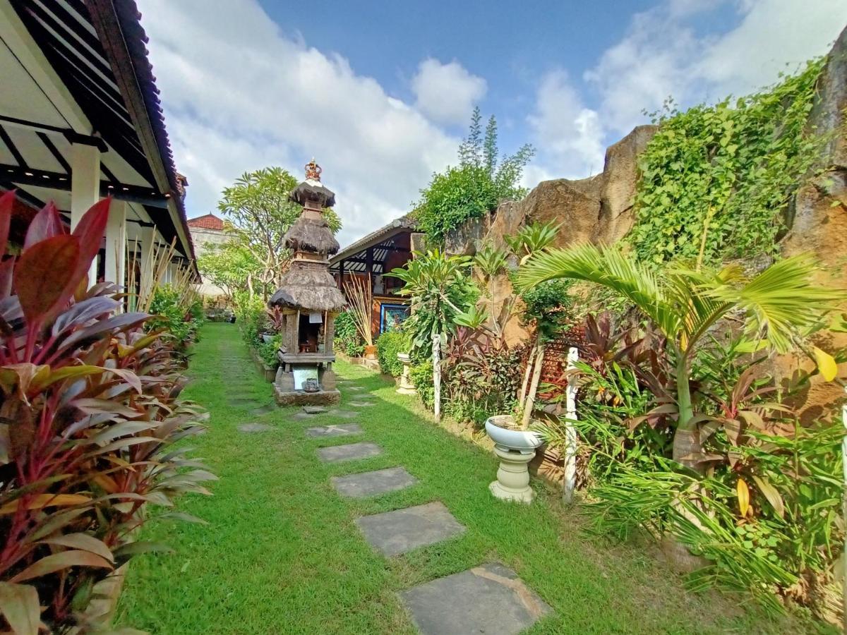 Binaria Museum Hotel Lovina  Luaran gambar