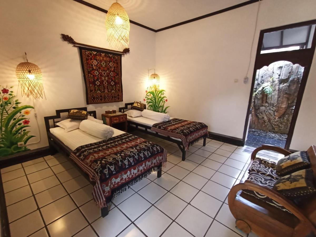 Binaria Museum Hotel Lovina  Luaran gambar